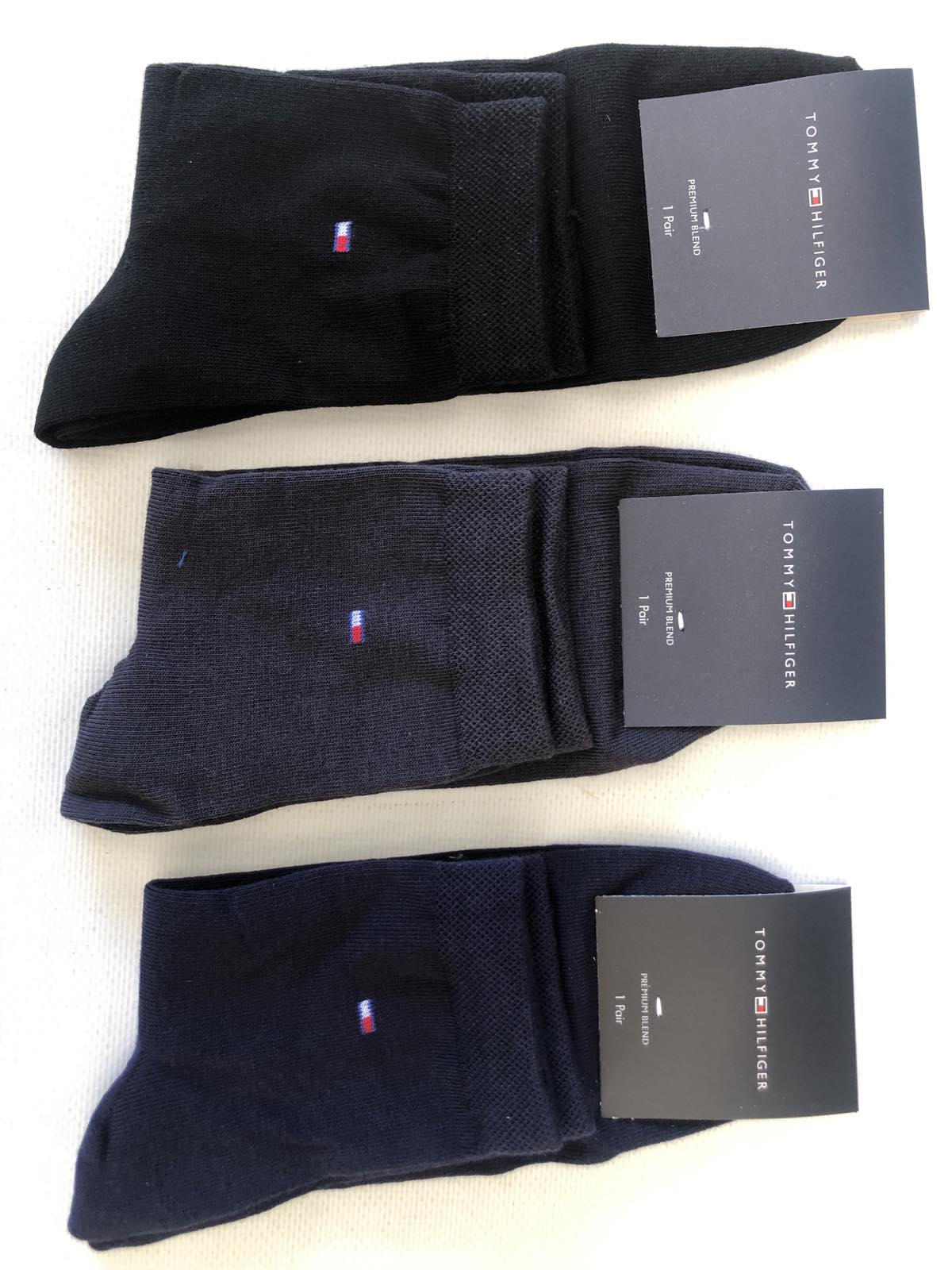 Носки TOMMY HILFIGER ликра хлопок 42-45 средние классические. Цвет: ассорти. Производитель: Турция Носки TOMMY HILFIGER ликра хлопок 42-45 средние классические. Цвет: ассорти. Производитель: Турция