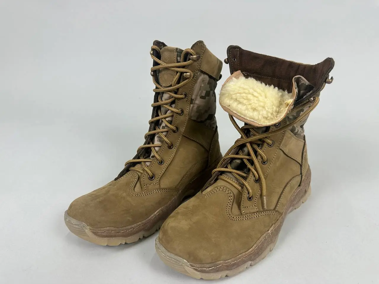 Берцы ARMOS на меху Светлый пиксель, размеры 40-45 Берцы ARMOS на меху Светлый пиксель, размеры 40-45