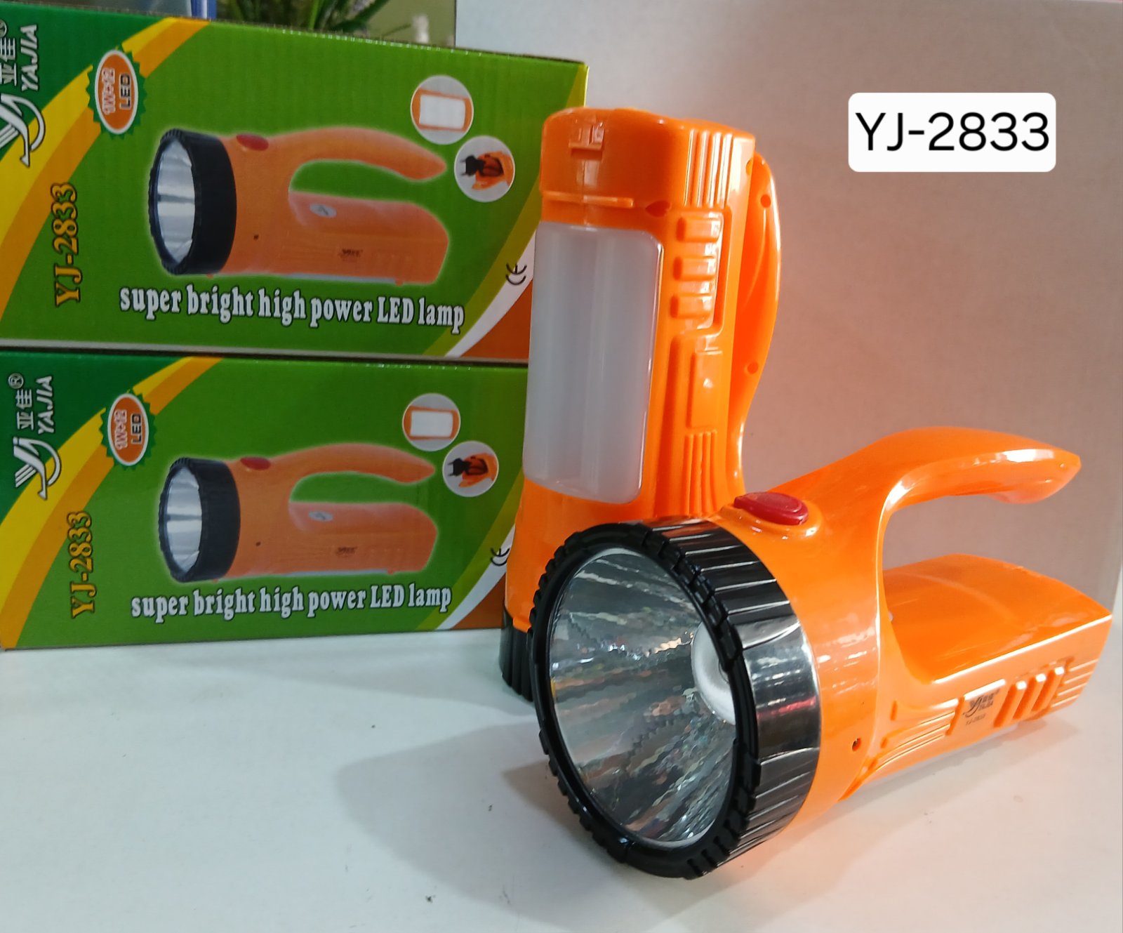 Фонарь ручной YJ-2833 (аккумуляторный, с боковым светом) Фонарь ручной YJ-2833 (аккумуляторный, с боковым светом)