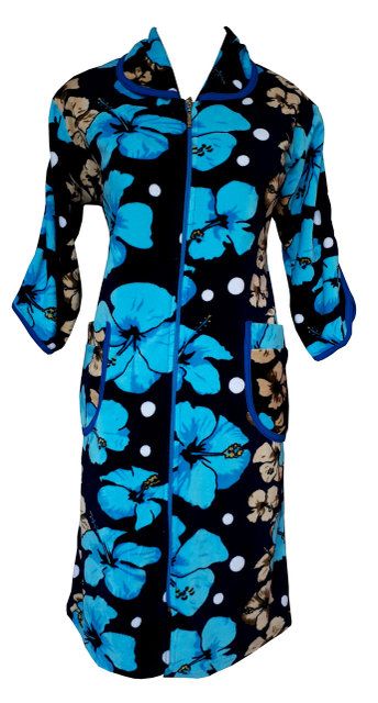 Цветной велюровый женский халат на молнии 62р Цветной велюровый женский халат на молнии 62р