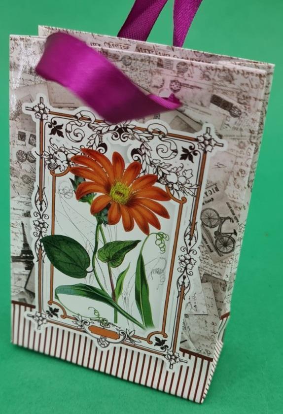 Пакет бумажный подарочный МИНИ 8*12*3.5 арт67 (12 шт) Пакет бумажный подарочный МИНИ 8*12*3.5 арт67 (12 шт)