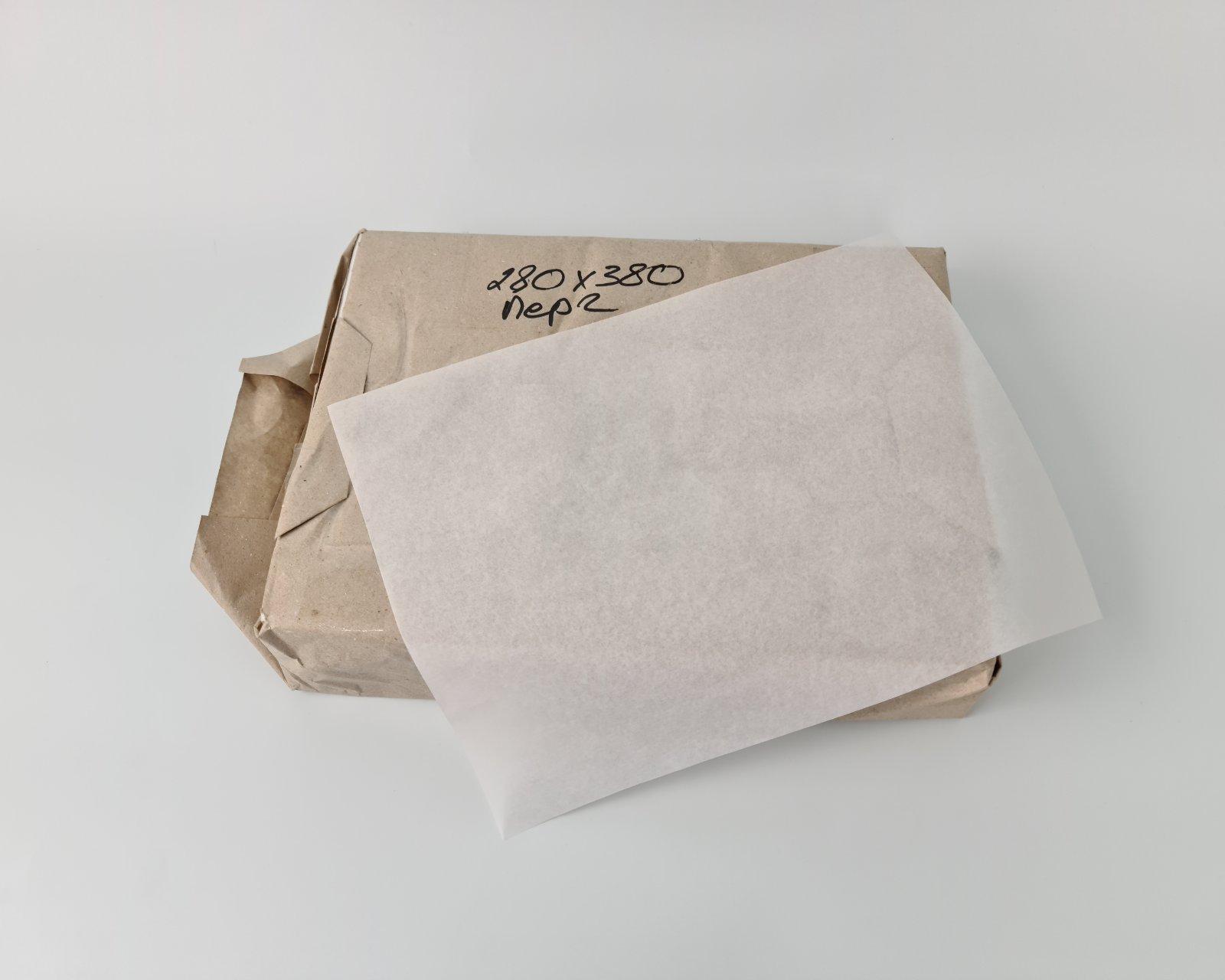 Бумага жиронепроницаемая белая280х380мм 30 г/м2 KH PACK SUPERIOR 5кг (1 пачка) Бумага жиронепроницаемая белая280х380мм 30 г/м2 KH PACK SUPERIOR 5кг (1 пачка)