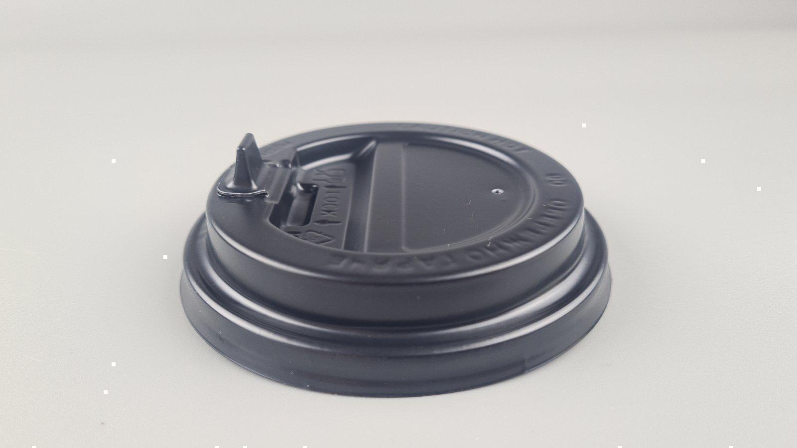 Крышка под стакан бумажный Ф90 (гар) ЧЕРНАЯ Днепр (на 500мл и 400мл ) С НОСИКОМ (50 шт) Крышка под стакан бумажный Ф90 (гар) ЧЕРНАЯ Днепр (на 500мл и 400мл ) С НОСИКОМ (50 шт)