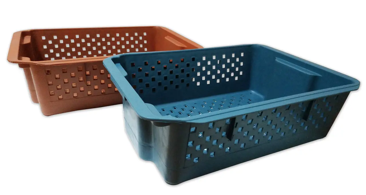 Ящик пластиковый 30 литров 59×42×19 см перфорированный разноцветный Ящик пластиковый 30 литров 59×42×19 см перфорированный разноцветный