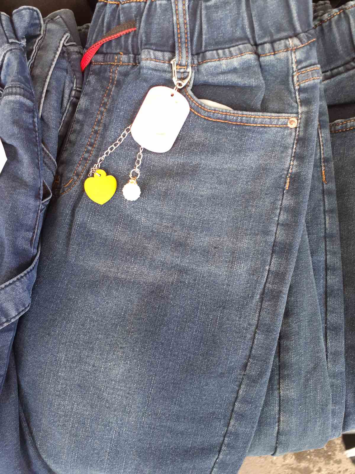 Джинсы женские, норма Джинсы женские, норма