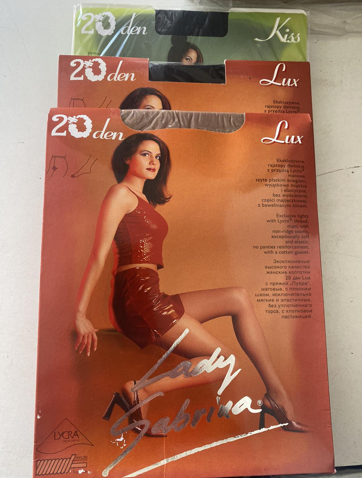 Колготы женские капроновые 20 ден. Колготы женские капроновые 20 ден.