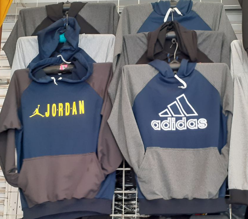 Батник мужской Ткань трикотаж. Р. 46-54. Расцветки в ассорт. (В уп. 5 штук одного цвета) Батник мужской Ткань трикотаж. Р. 46-54. Расцветки в ассорт. (В уп. 5 штук одного цвета)