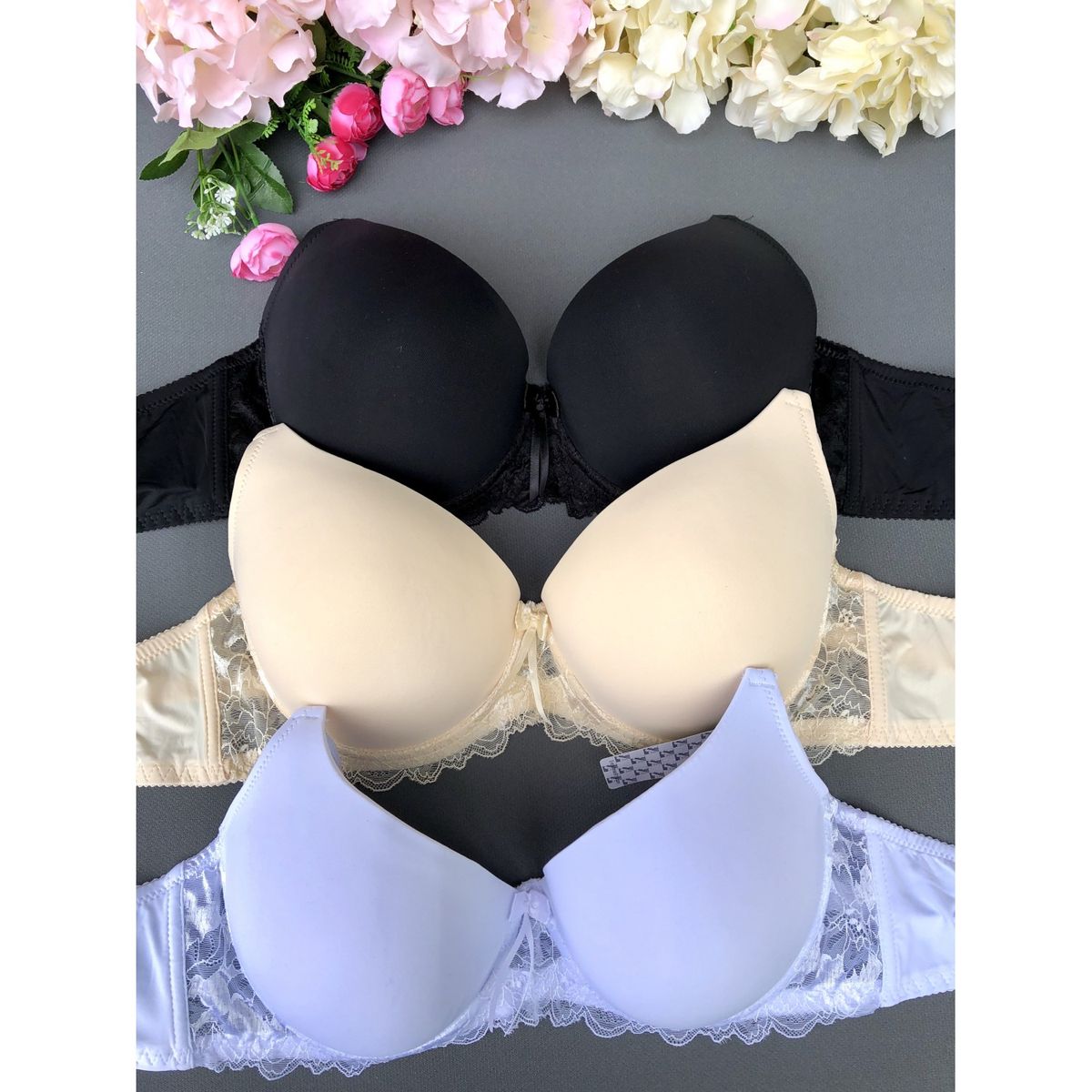 Бюстгальтер на поролоне D 16262 Бюстгальтер на поролоне D 16262