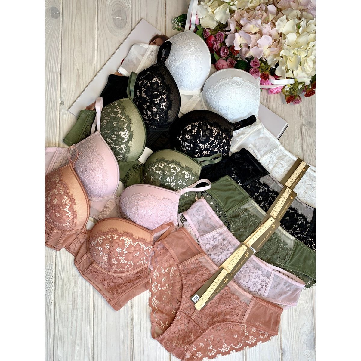 Комплект нижнего белья В 9770 Комплект нижнего белья В 9770