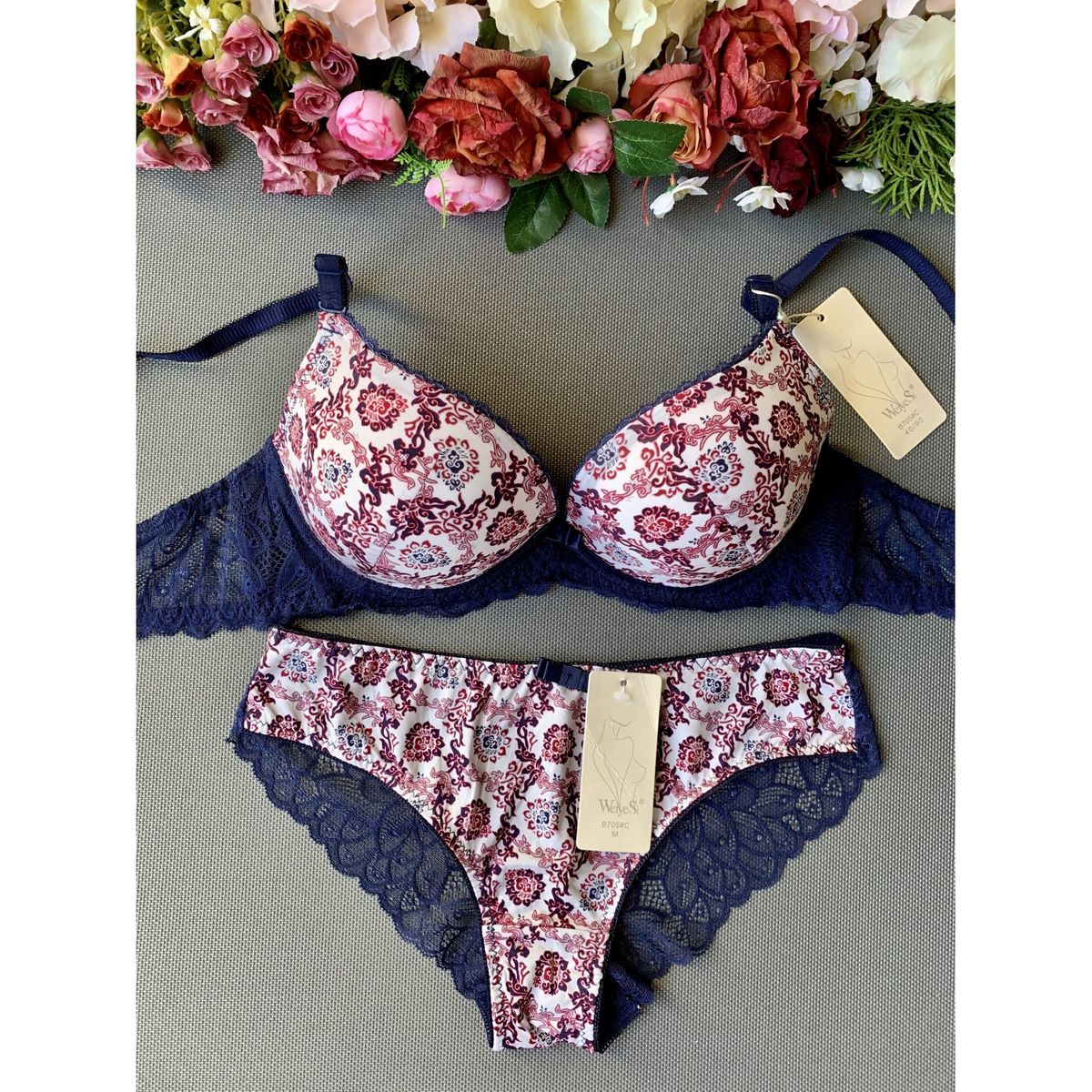 Комплект нижнего белья С В705 Комплект нижнего белья С В705