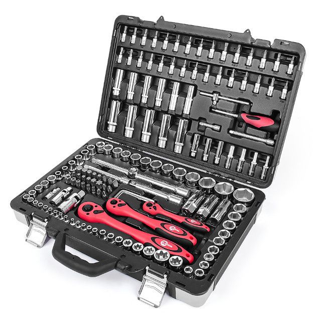 Набор инструментов Intertool ET-7151 (151 предмет) Набор инструментов Intertool ET-7151 (151 предмет)