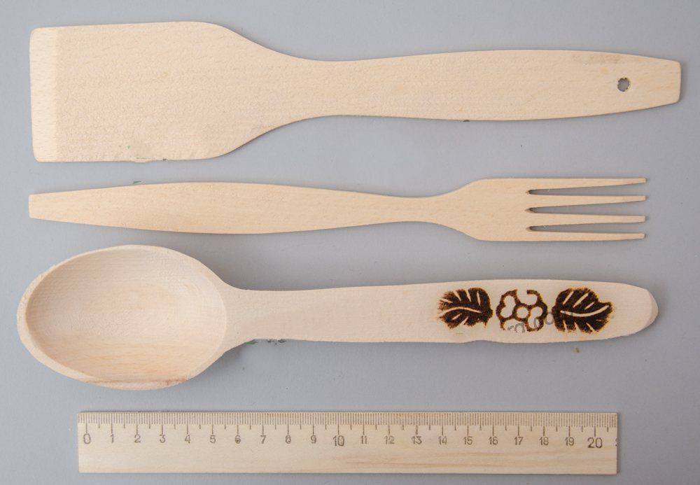 Набор для кухни «Цветок», 3 предмета: лопатка, ложка, вилка, дерево - бук, не пропитанный маслом Набор для кухни «Цветок», 3 предмета: лопатка, ложка, вилка, дерево - бук, не пропитанный маслом