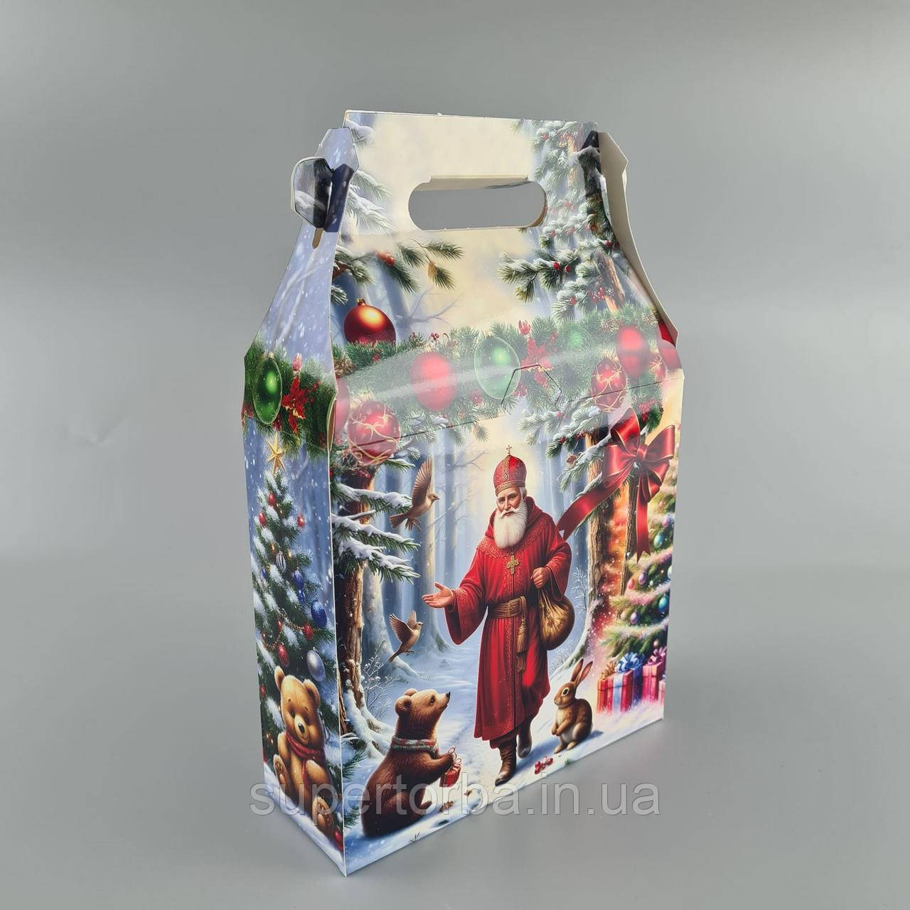 Новогодняя подарочная картонная упаковка для конфет (600грм) №225 Новогодняя подарочная картонная упаковка для конфет (600грм) №225