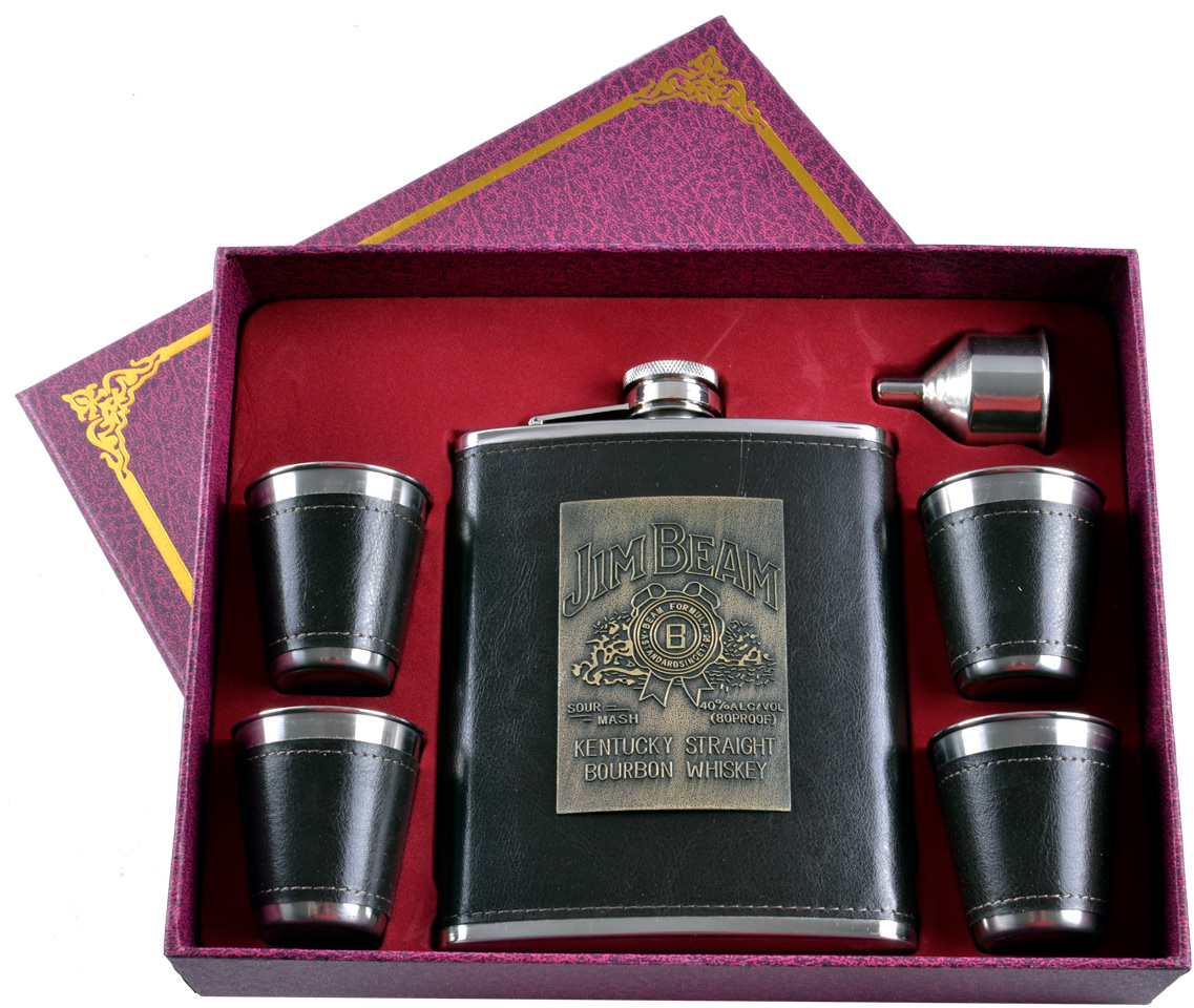 Подарочный набор 6в1 фляга с набойкой (обтянута кожей), 4 рюмки, лейка Jim Beam TZ-8 Подарочный набор 6в1 фляга с набойкой (обтянута кожей), 4 рюмки, лейка Jim Beam TZ-8