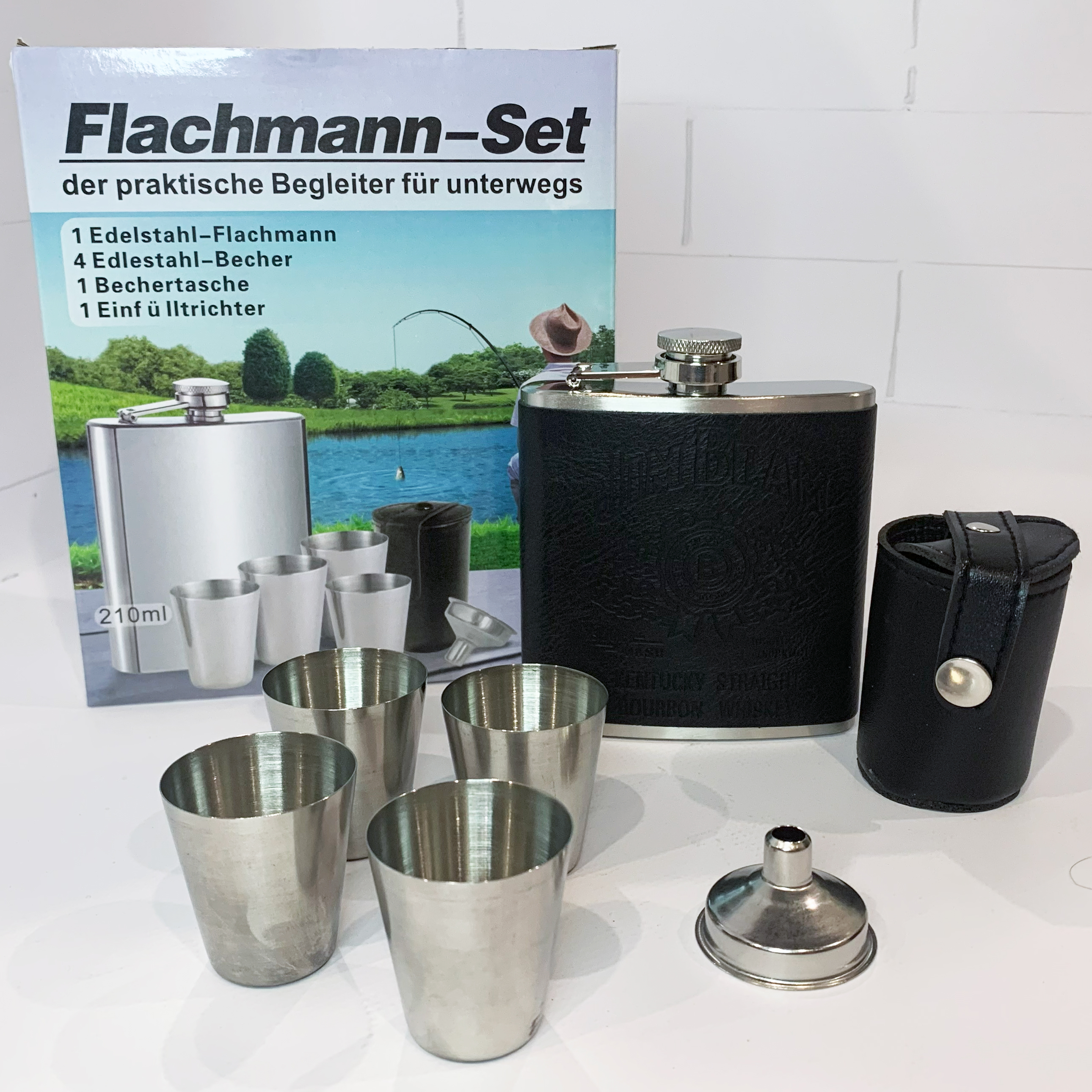 Подарочный набор фляга Jim Beam с рюмками QK-2-2 Подарочный набор фляга Jim Beam с рюмками QK-2-2