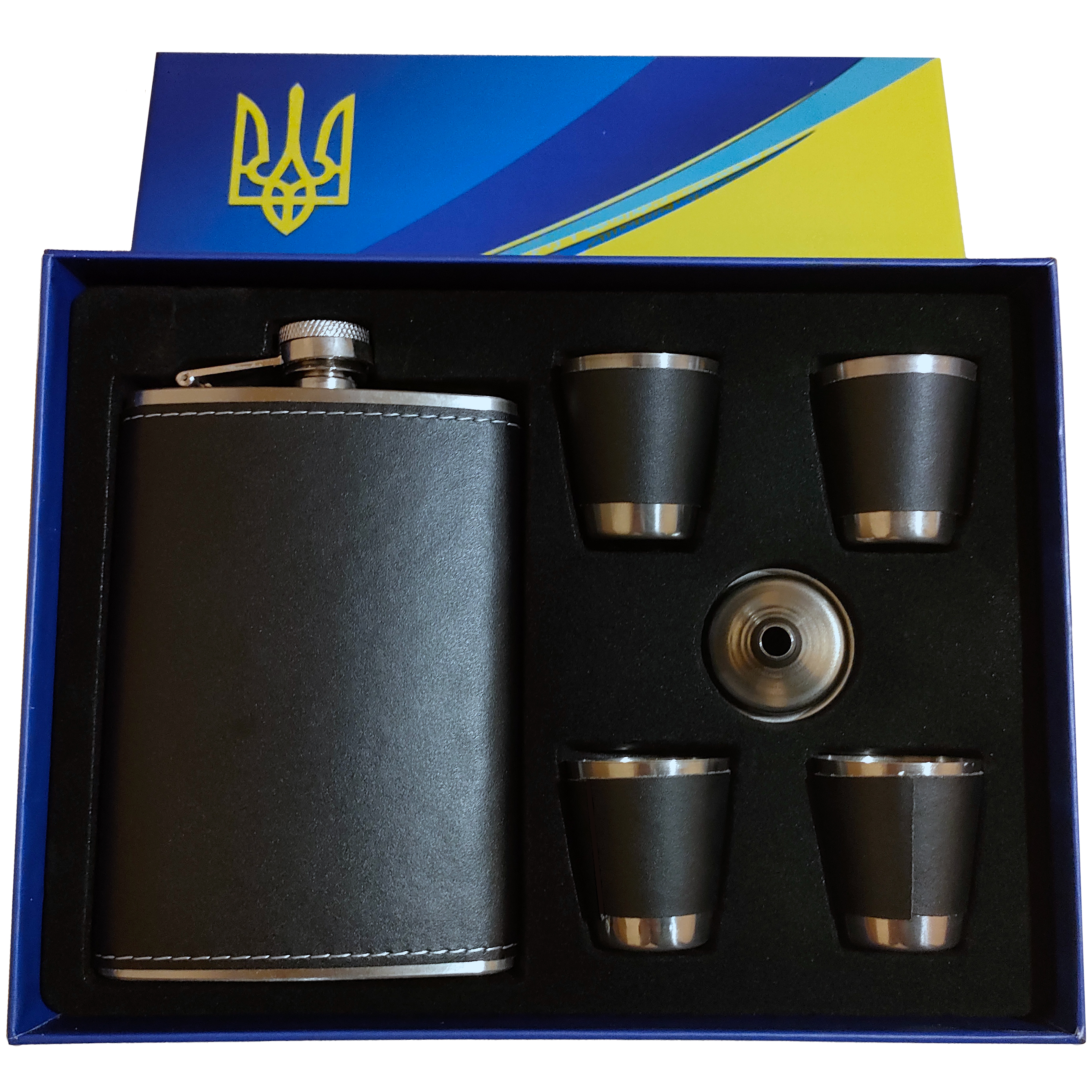 Подарочный набор фляга,4 рюмки, воронка (Украина) TZ-49 Black Подарочный набор фляга,4 рюмки, воронка (Украина) TZ-49 Black