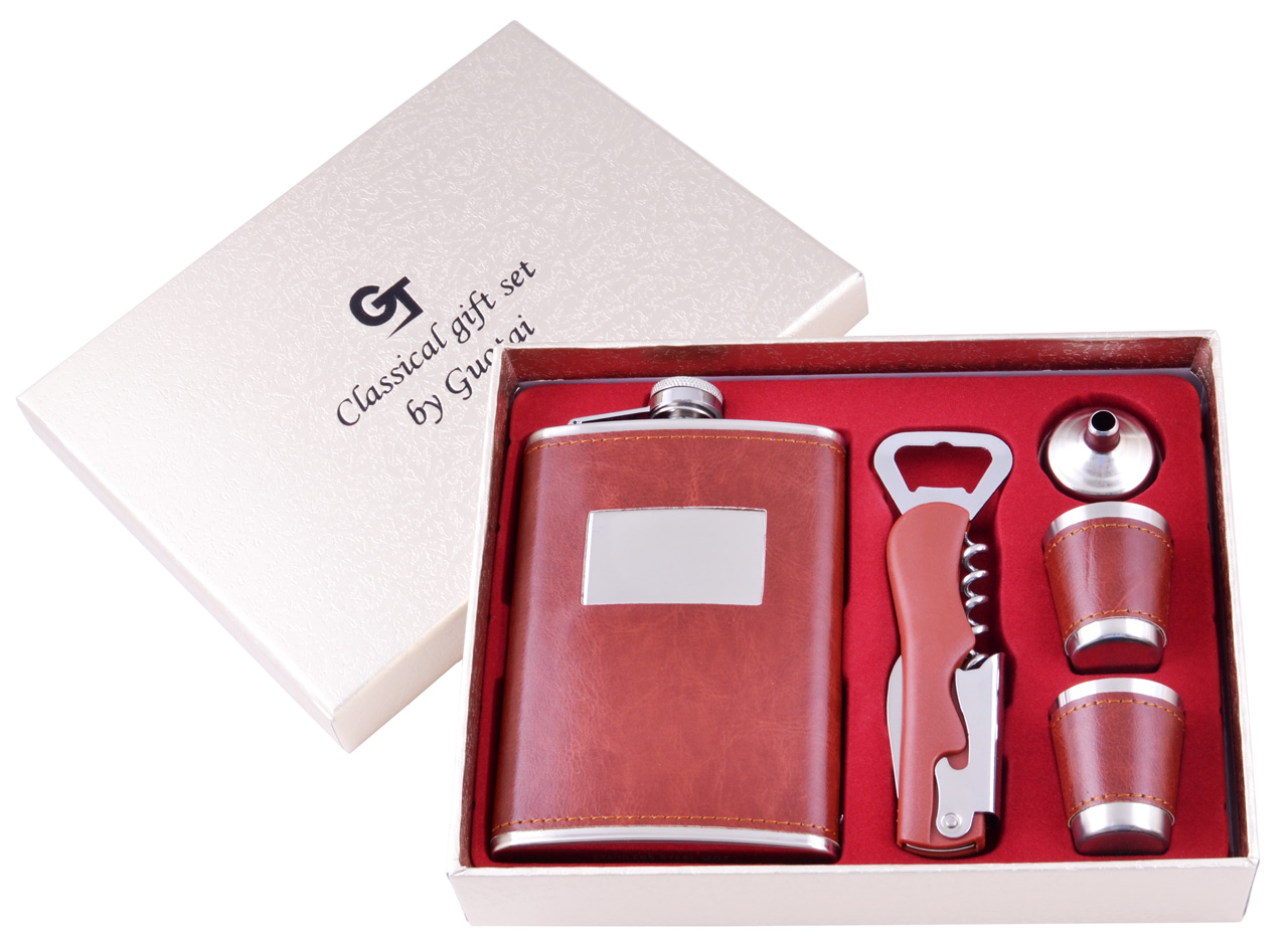 Подарочный набор фляга / штопор / стопки / лейка XT-3 Коричневый Подарочный набор фляга / штопор / стопки / лейка XT-3 Коричневый