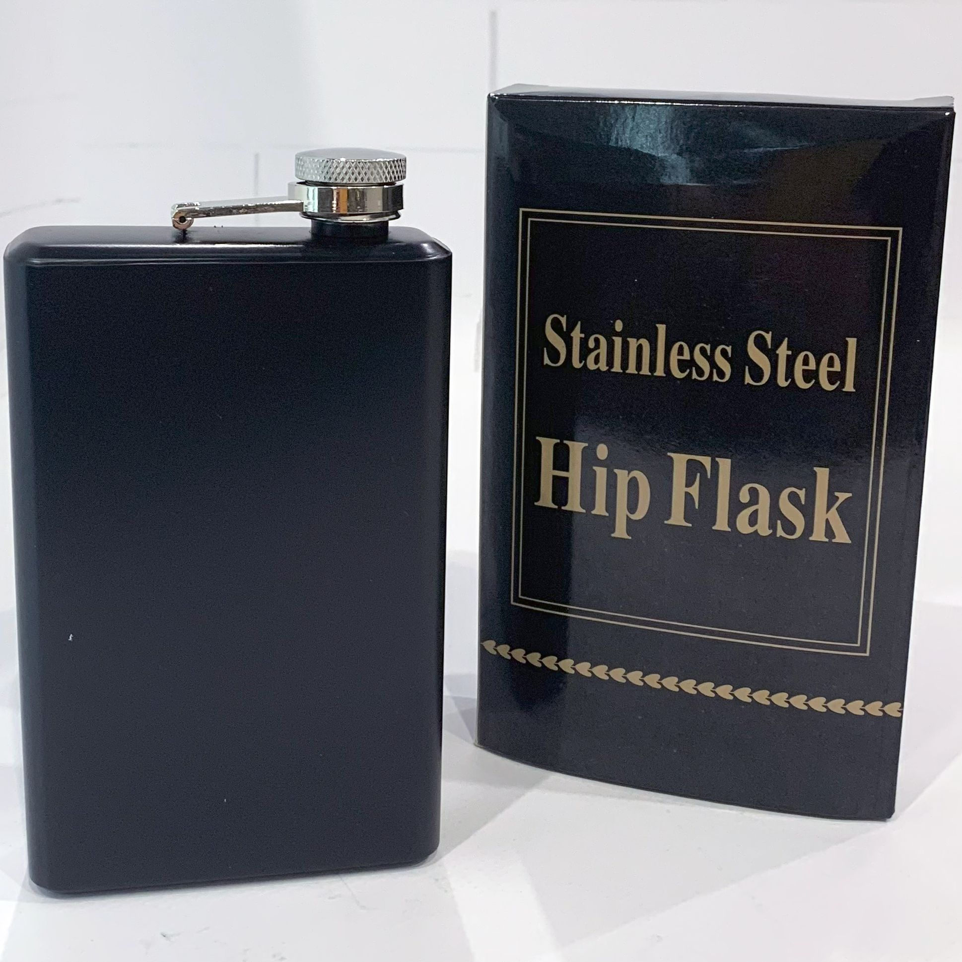 Компактная фляга (236 мл) в современном минималистичном дизайне DFH-8A Black Компактная фляга (236 мл) в современном минималистичном дизайне DFH-8A Black