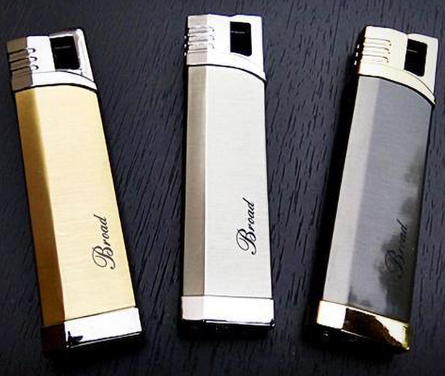 Креативная ветрозащитная зажигалка в подарочной коробке Креативная ветрозащитная зажигалка в подарочной коробке