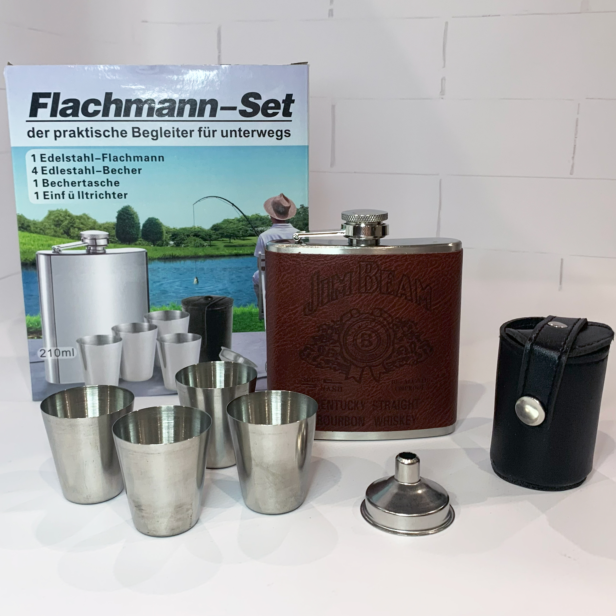 Подарочный набор фляга Jim Beam с рюмками QK-2-3 Подарочный набор фляга Jim Beam с рюмками QK-2-3