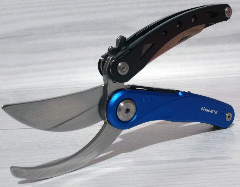 Многофункциональный ручной секатор (мультитул) Traveler (72шт/ящ) MS010 BLUE Многофункциональный ручной секатор (мультитул) Traveler (72шт/ящ) MS010 BLUE