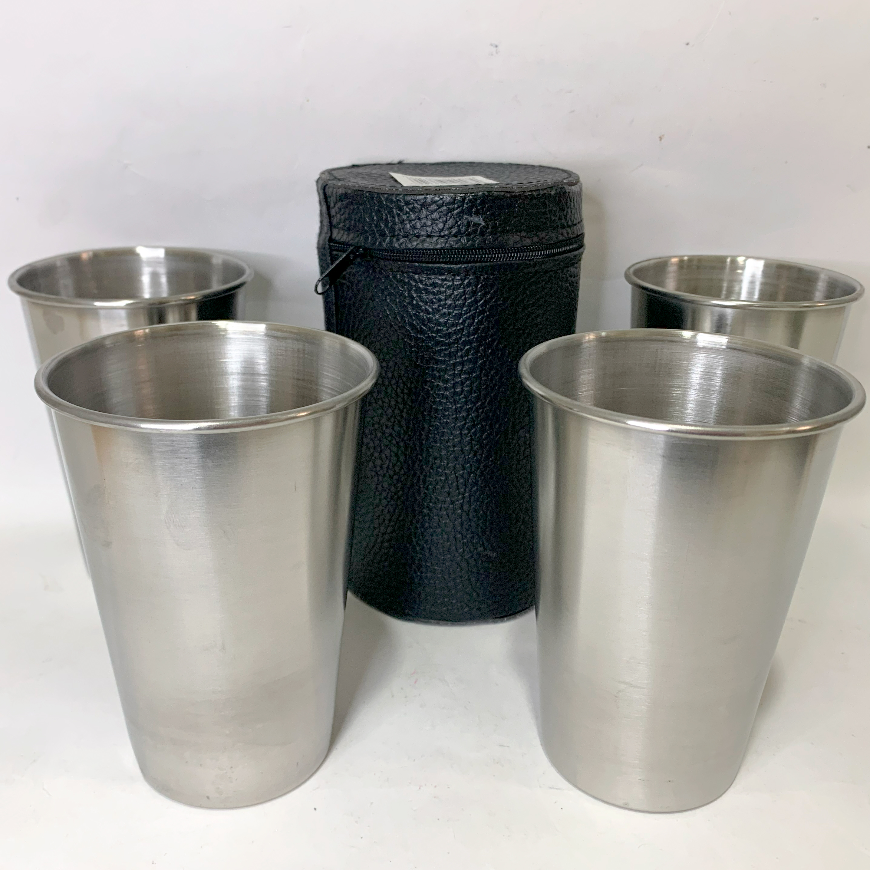 Набор металлических стаканов с чехлом (4 шт объемом 500 мл каждый) PM-500A Набор металлических стаканов с чехлом (4 шт объемом 500 мл каждый) PM-500A