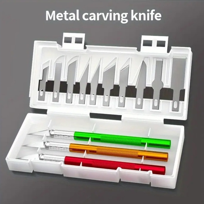 Нож-резак кондитерский с лезвиями 13 шт. Нож-резак кондитерский с лезвиями 13 шт.