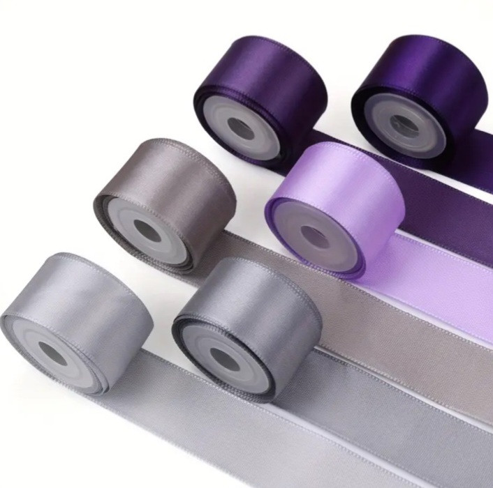 Набор декоративных атласных лент из 6 цветов по 4,5 м Набор декоративных атласных лент из 6 цветов по 4,5 м