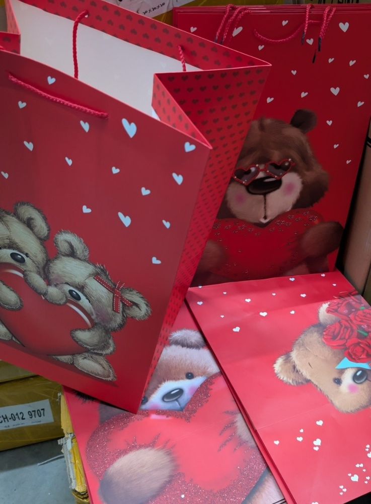 Пакет подарочный 210гр 36 х 54 х 30см (12шт/уп) Красный Unison (CH-012-9790) Пакет подарочный 210гр 36 х 54 х 30см (12шт/уп) Красный Unison (CH-012-9790)